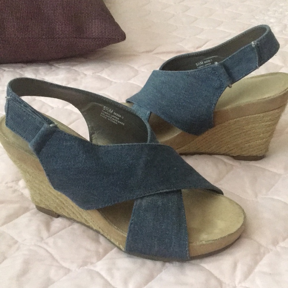 Aerosoles super comfy summer shoes